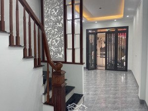 bán nhà 42m2, 6,5 tỷ, vừa xây mới 4 tầng ở cổ nhuế