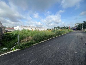 mặt tiền 8m vĩnh phú 38 giáp tp. hcm, ngay cổng chào bd - cách ql13 vào 500m