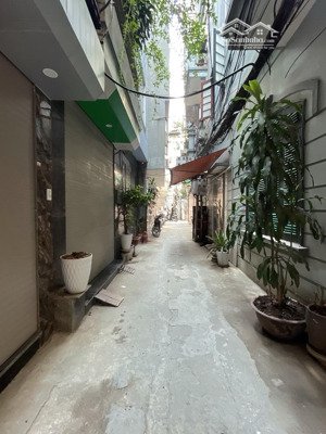nhà đẹp quan nhân - 4 tầng đầy đủ nội thất - thang máy.