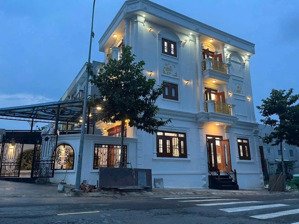 bán căn góc 3tầng 107m2, 4,5 tỷ - ngay bệnh viện 400giường-trung tâm tp tân uyên, nhà đẹp xuất sắc
