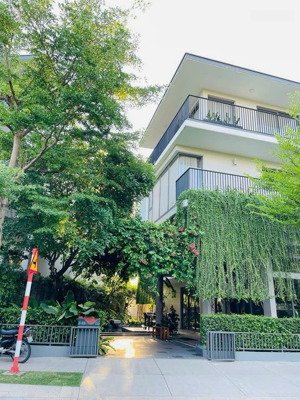 nhà phố đẳng cấp chuẩn resort - the standard - khu biệt lập cao cấp 5*