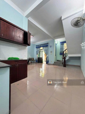 bán nhà 1 trệt 1 lầu hẻm xe hơi, cách đường bacu 20m, trung tâm tp vũng tàu, giá 5 tỷ