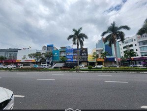 chính chủ gửi bán nhà 3 tầng mt điện biên phủ, vị trí kinh doanh sầm uất, nhà đang cho thuê