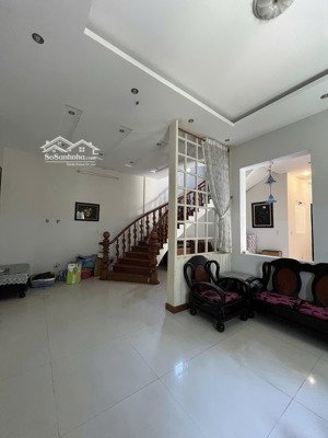 siêu phẩm triệu đô lô góc 453m ngang 21m vài bước chân ra biển