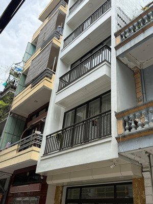 siêu vip mặt phố tây sơn vỉa hè kinh doanh dt 55m2*6t*4,1m mt: 22,9 tỷ có thương lượng