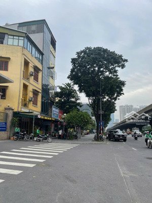 bán nhà 6 tầng thang máy mặt phố khuất duy tiến, 23 tỷ, 40m2, view đẹp, nhiều tiện ích