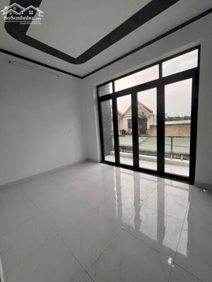 BÁN CĂN BIỆT THỰ NGANG 7 DÀI 22,SỔ RIÊNG THỔ CƯ,NGAY UBND PHƯỜNG TÂN TRIỀU