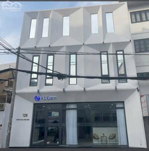 Bán nhà mặt tiền 126 Hồ Bá Kiện P15 Q10- DT 9x9m trệt 1 lầu giá 21 tỷ hđ thuê 55 triệu/ tháng