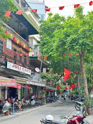 bán mặt phố trung kính. cho thuê 60 triệu/tháng. dt 90m2 x 5 tầng, mt 5.5m, kd sầm uất. giá 45 tỷ