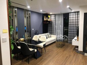 bán căn hộ vinhomes d''capitale, trần duy hưng 2 pn giá ưu đãi. lh thảo)