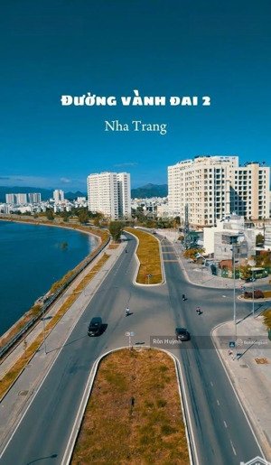 1 lô duy nhất 2 mặt tiền gần công viên thông thẳng ra sông bên cạnh siêu dự án sungroup chỉ 5tỷ050