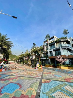 hot!!! duy nhất 1 căn biệt thự 180m2 giá đầu tư rẻ nhất tại trung tâm dự án chủ đầu tư flamingo
