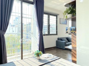 căn hộ 40m2 1k1n cao cấp full đồ mới xây ô tô đỗ mễ trì hạ 6tr4/tháng