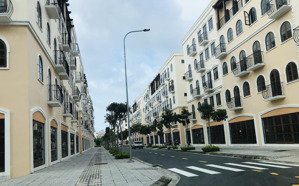 bán căn nhà 5 tầng tại sun grand city new an thới, 8 tỷ, 108 m2, có sổ hồng, hàng hiếm giá tốt.
