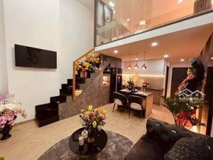 cho thuê căn sky9 duplex ban công 1pn 1wc full nội thất xịn đẹp bao mát 8tr/th