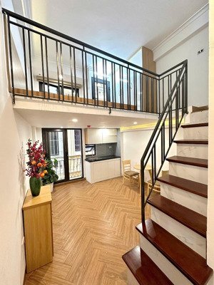 phòng có gác 30m2, ban công, cửa sổ thoáng, ngay nguyễn văn thương, bình thạnh, gần đh ngoại thương