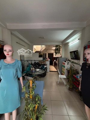 chỉ 6.8 tỷ sở hữu ngay nhà mặt tiền khu cư xá phú bình, lạc long quân, quận 11