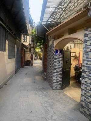 bán nhà hoàng hoa thám, gần ô tô, nhà đẹp dân xây, trung tâm ba đình, giá đầu tư 68m/mt4,5m/10,5ty