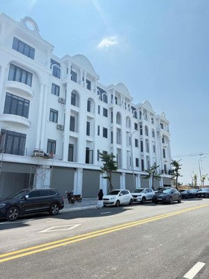dream city đối diện nhà thi đấu tỉnh bắc ninh , thuộc khu đô thị mới phía nam thành phố bắc ninh