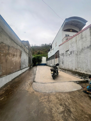 bán 400m2 mặt đường 357 xây 10 nhà trọ full phòng, xây thêm được 7căn nữa sẵn móng. lhn: 