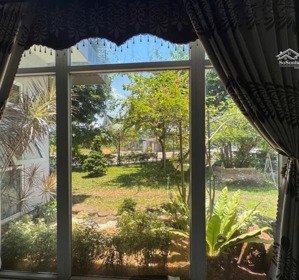 bán biệt thự villa 3 mặt tiền đường huỳnh ngọc đủ - 182m2, siêu đẹp nhìn thẳng ra sông