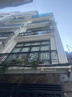 chính chủ bán gấp - đường nguyễn hoàng, lô góc- dt 40m - mt 3m8 - 7.5tỷ.