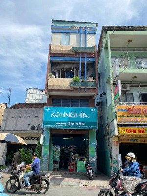 siêu hiếm góc mặt tiền tô hiến thành 4,1x25m, nở hậu 8,5m, nhà 5 tầng tiện kinh doanh bán 31,5 tỷ