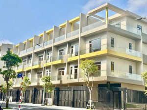 thanh toán 1,2 tỷ sở hữu nhà phố khu compoud an ninh, ngân hàng hỗ trợ 70%, 5 năm ân hạn nợ gốc