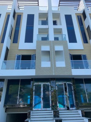 do không có tiền xây dựng cũng như cầu ở cầu bán nhà liền kề 4 tầng, giá 12.5 tỷ