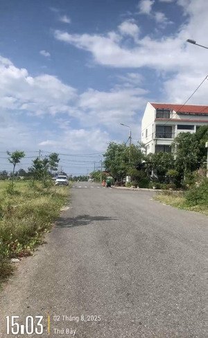 độc nhất lô góc 4 mặt tiền - diện tích 3866m2 2 trục thông biển phùng hưng - triệu quang phục