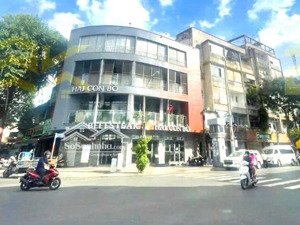 siêu vị trí góc 2 mặt tiền đinh tiên hoàng , q1 -( 6,8 x 20 )- 4tầng - hđt 160tr- giá 39 tỷ !!!