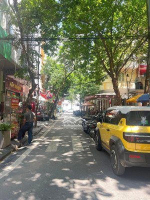 đỉnh nóc kịch trần kinh doanh sầm uất hoa hậu nguyễn tuân nguỵ như kon tum vỉa hè ôtô tránh 8t tm