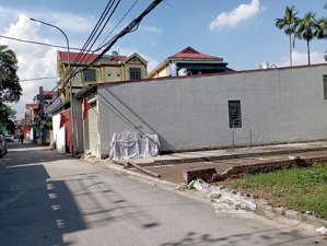 chính chủ cần tiền gửi bán gấp mảnh đất đẹp đông hội. đông anh. gần cầu đông trù