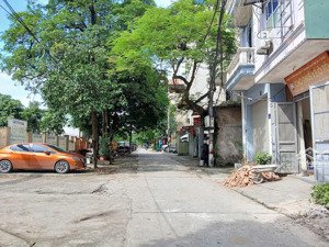 chính chủ cần bán gấp nhà kim giang đường 3 ô tô tránh, 100m2*2t, mt 5.4m, chào giá 31 tỷ