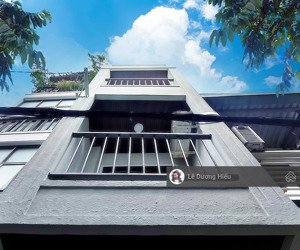 chính chủ-giá tốt. nhà mới. hẻm 737 lạc long quân. 3 tầng. 2 ngủ-3 vệ sinh. hẻm 3.5m (có video)