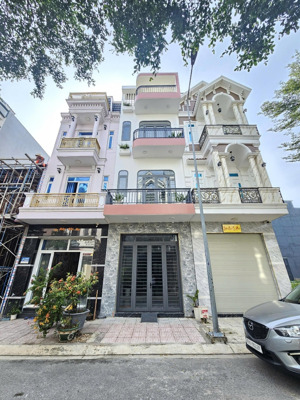 bán nhà mới 1t2l 4x15m hoàn công, đường d3 kdc phú hồng khang p. bình chuẩn, full nội thất
