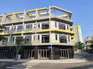 bán nhà mặt phố bcons uni valley, 7,4 tỷ, 120m2, 5pn, 6wc, dĩ an, bình dương