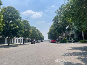 hàng cực hiếm! chính chủ cần bán lô liền kề phân khu spring valley - ecopark rất đẹp. dt 105m2