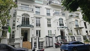 công khai giá bán căn biệt thự hdi tây hồ, diện tích 135m2 hướng bắc xây thô 4 tầng sẵn sổ đỏ