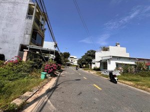 bán gấp cặp đất biển sơn thuỷ đường 7m5 lê văn tâm - ngũ hành sơn - giá tốt 13,3 tỷ/180m2 ngang 10m