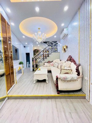 cực hiếm! chính chủ bán nhà trường chinh - trung tâm thanh xuân - 1 phút ra phố - sổ đỏ sẵn sàng