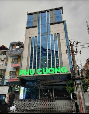 chia tài sản bán gấp nhà mặt tiền đường nguyễn xí bình thạnh,dt: 8x20m,hầm,7l,hđt:120tr/th, gía:30t