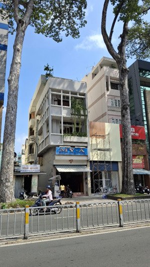 mặt tiền đẹp nguyễn văn thủ đa kao quận 1 - 2 tầng - 5,7x17m dt 100m2 - giá 40 tỷ