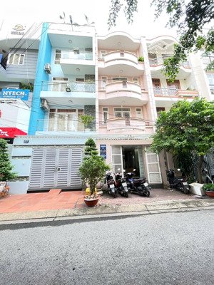 chính chủ bán gấp mặt tiền kinh doanh chấn hưng giáp quận 10 (dt 4x17m) tiện ở liền