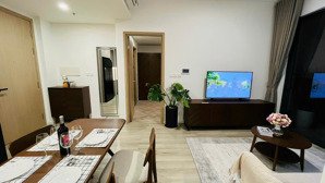 cho thuê căn hộ masteri centre point 2pn 70m², view hồ bơi, giá chỉ 12 triệu/tháng