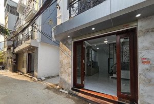 nhà 5 tầng mới keng, một nhà ra ô tô. trung tâm phúc lợi