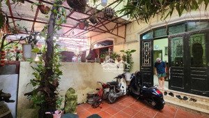 bán gấp nhà 3 tầng mt 11m nở hậu ô tô kd phố phú xá, tây hồ 340m2 giá 65 tỷ