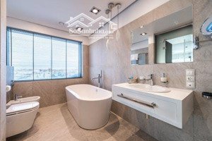 bán gấp căn hộ chung cư jsc 34 khuất duy tiến. dt: 112m2. tk: 3pn - 2wc. nhà đẹp, giá tốt