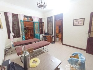 hiếm! biệt thự - ôtô vào nhà - lô góc 3 thoáng nhà đẹp long lanh. thông tứ tung 100m2x4tầng, mt 5m5