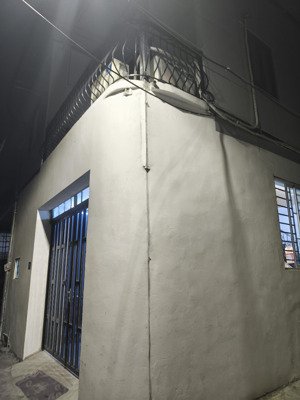 bán đất tặng nhà 2 tầng. trung tâm phường phúc lợi. ngõ rộng ô tô đỗ cửa